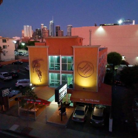 Metropolitan Inn & Suites Los Angeles Zewnętrze zdjęcie