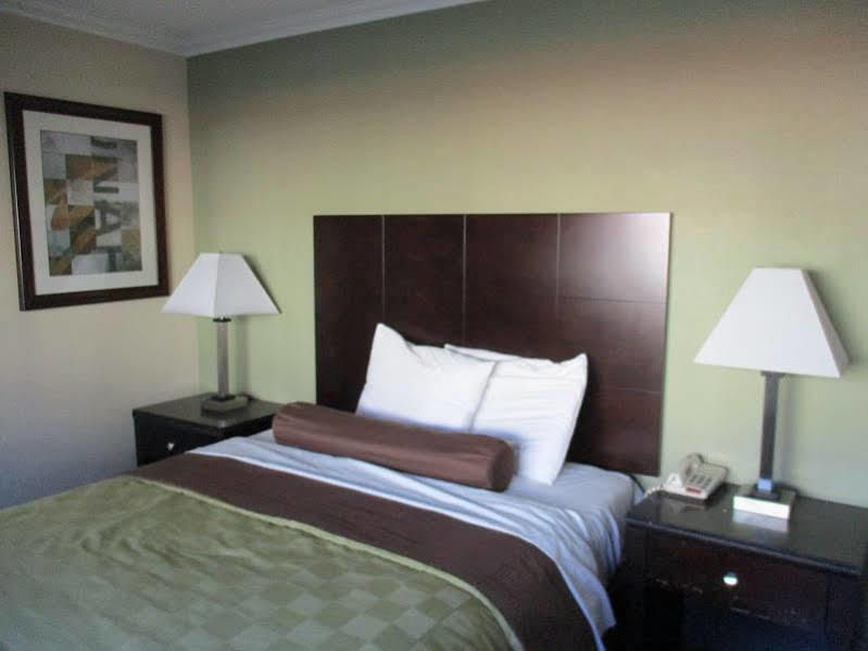 Metropolitan Inn & Suites Los Angeles Zewnętrze zdjęcie